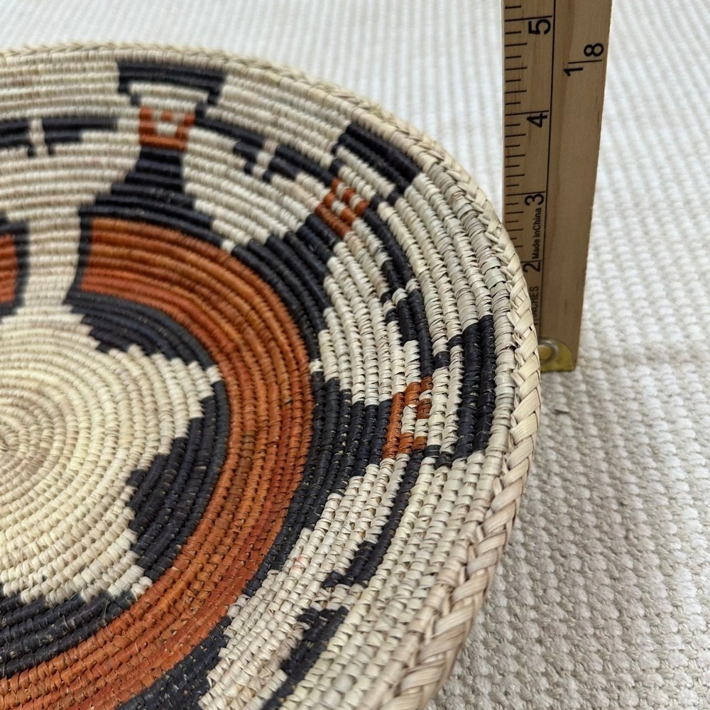 Handwoven Navajo Basket Bowl Geo Tribal Boho Southwestern Wall Decor 13.75" - Picture 4 of 5